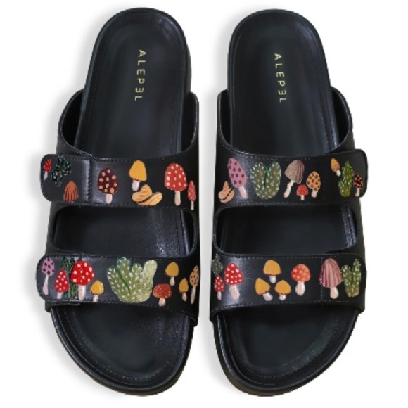 Alepel Mushroom Black Sandal, Black, Size 6, Preowned/EUC, Hand Painted - Picture 1 of 9